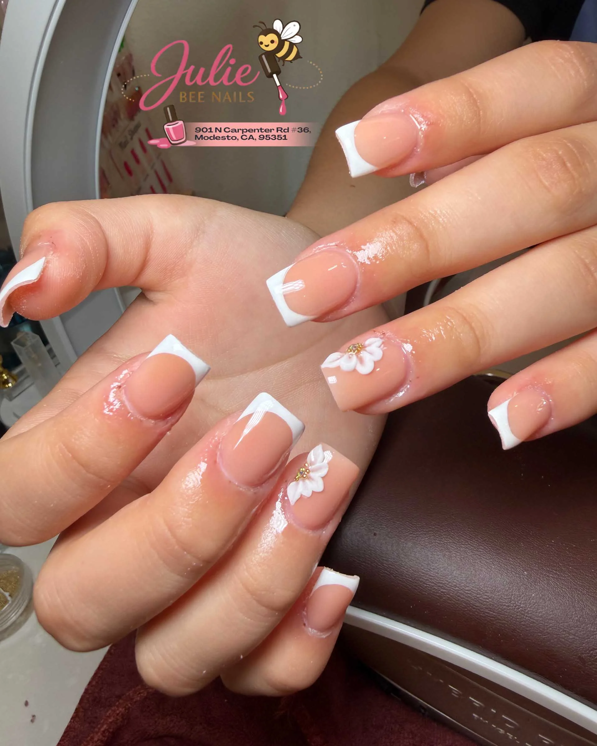 Elegant nails
